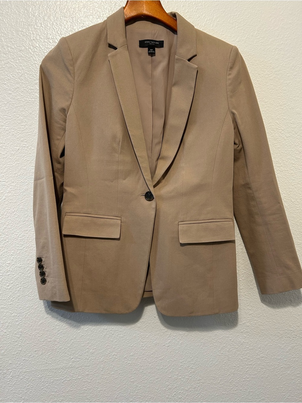 Taylor Women's Light Brown Single-Button Blazer